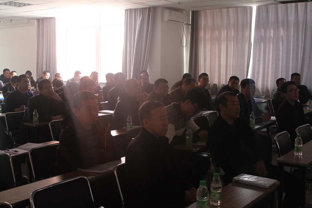 �����г��罨��ֿ�չȫ�н�����ȫҵ��֪ʶ��ѵ4